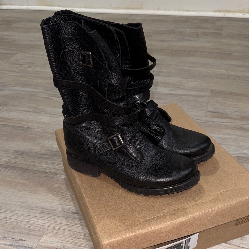 Steve Madden: Black Leather Women's Boots Size 9